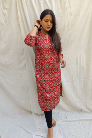 Patola Print Hand mirror kurti