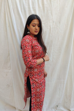 Patola Print Hand mirror kurti