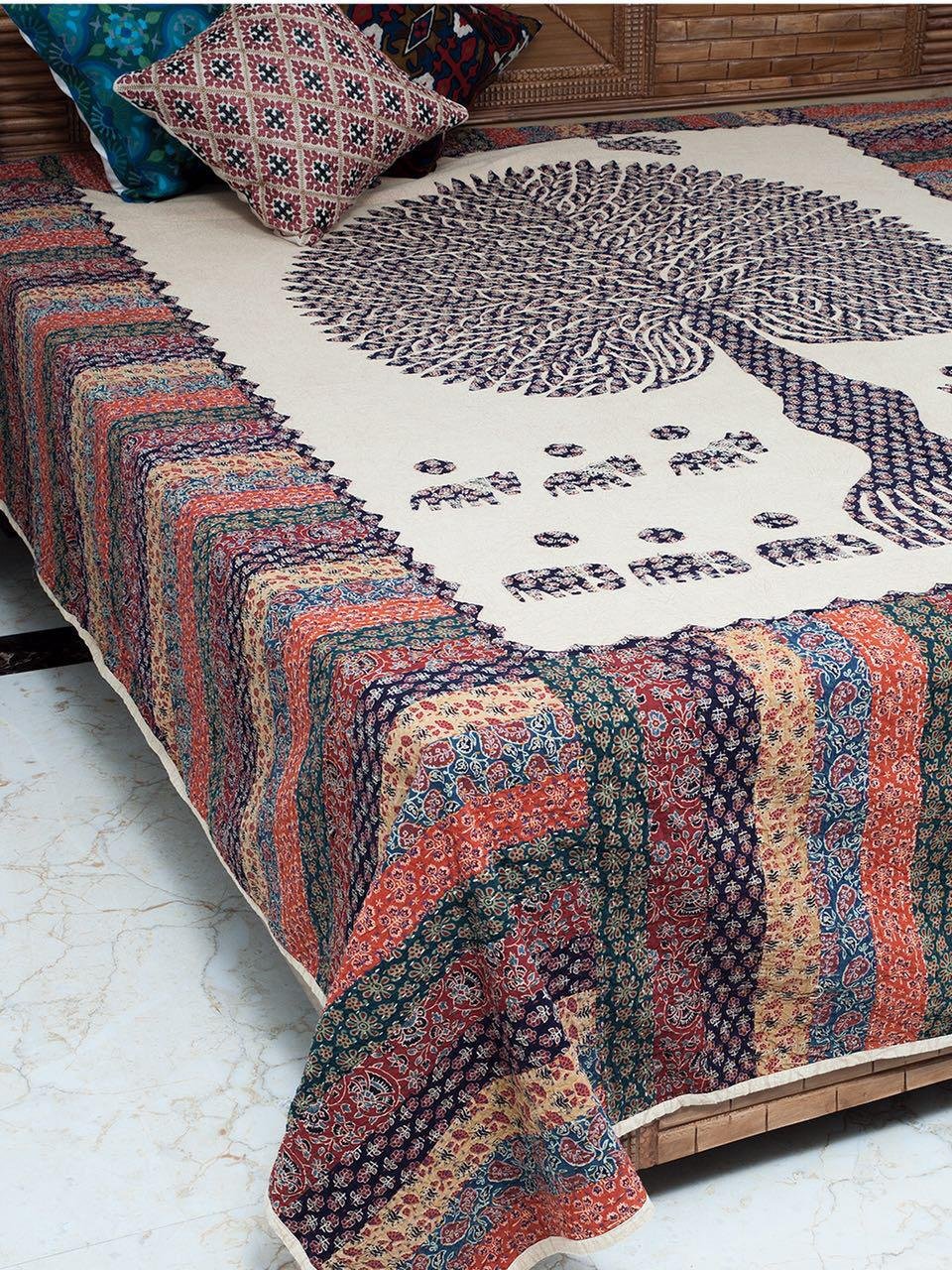 Hand-work-Bedcover-with-mirror-work-and-aplik-20.jpeg