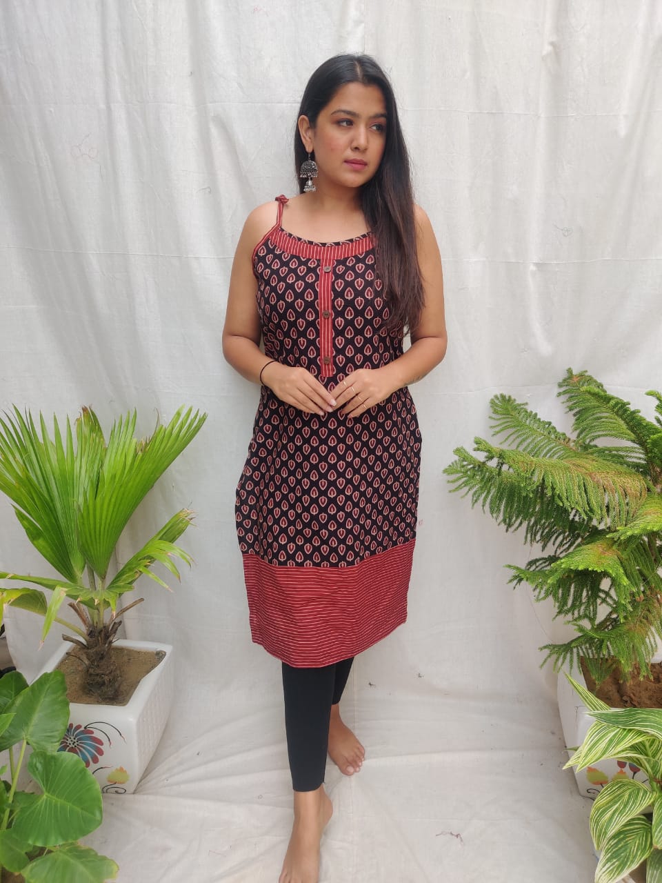 Sphaghetti Sleevless Kurti With Ajrakh Print - 40